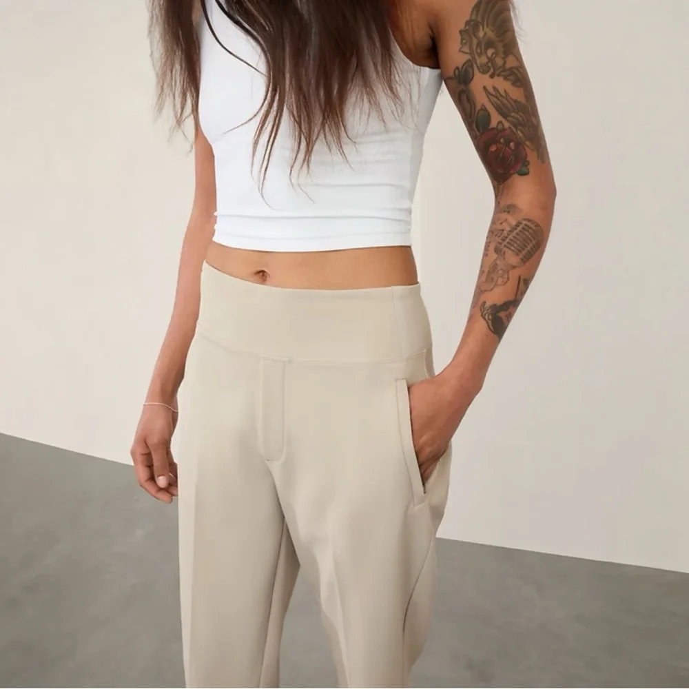 NWT Athleta Endless Pant - Picture 2 of 8